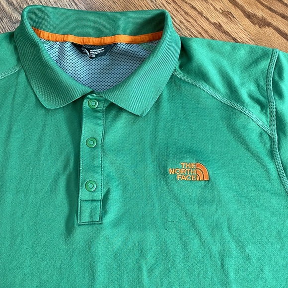 Men’s The North Face Polo Shirt. Size Large. Great Condition. - Picture 6 of 9